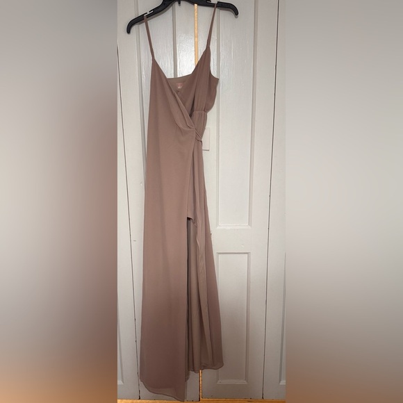 Show Me Your MuMu Liz Maxi Chiffon Dress in Dune - Picture 6 of 8